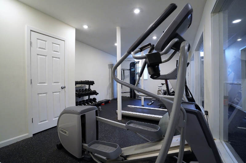 Building Photo - 74 Brainerd Rd