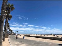 Building Photo - 21372 Brookhurst St