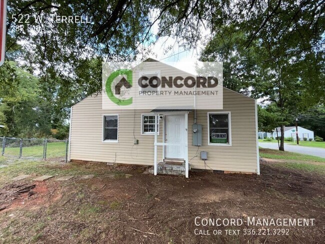 Building Photo - 522 W. Terrell-
