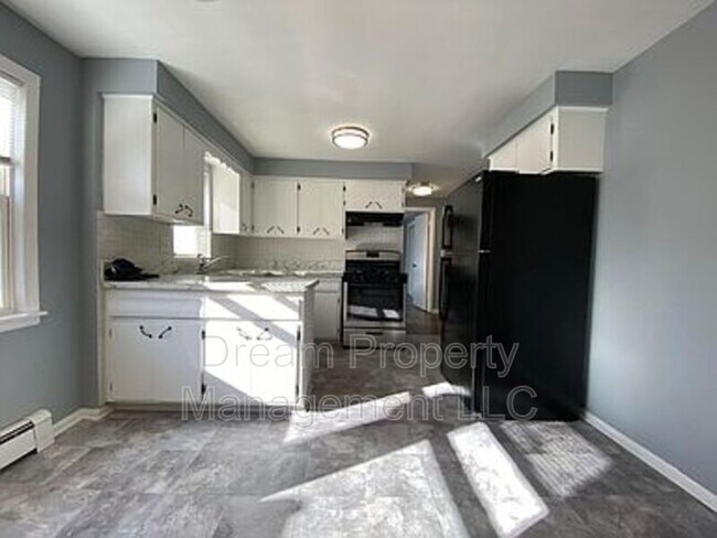 Building Photo - 3826 N Harlem Ave