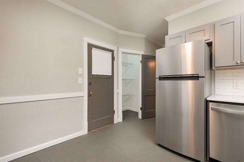 Building Photo - 1030 Childress Ave