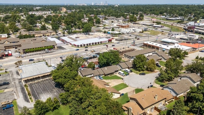 Building Photo - 3227 S Allegheny Ave