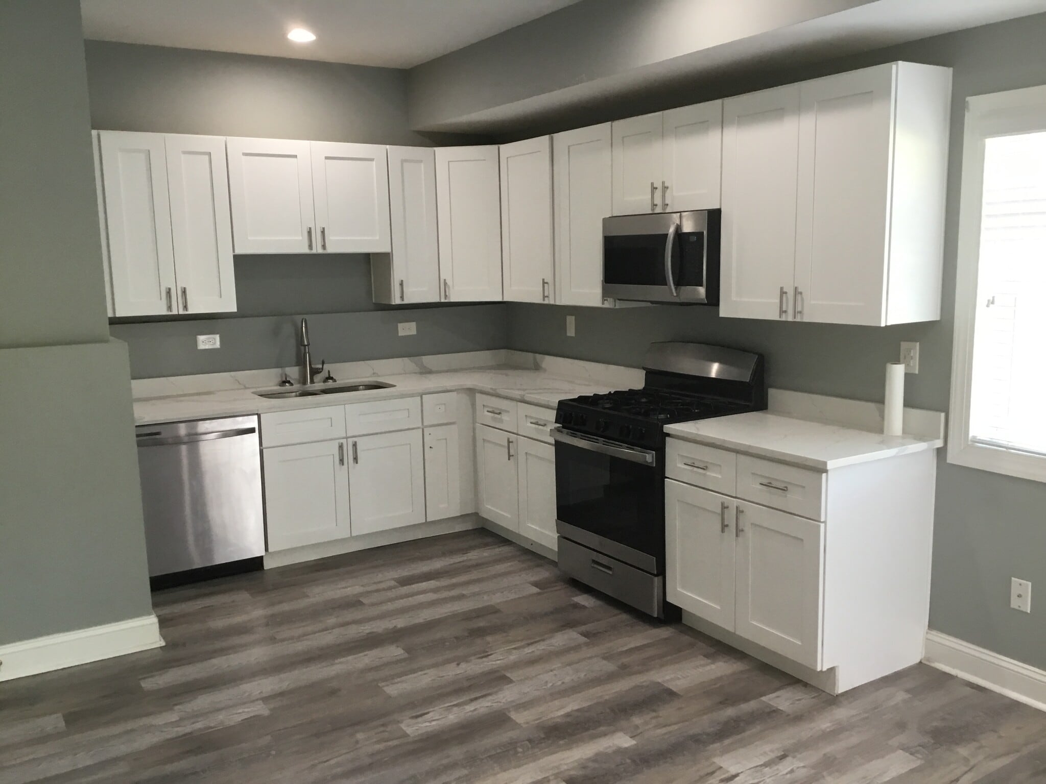 Building Photo - 3880 Tommy Dr