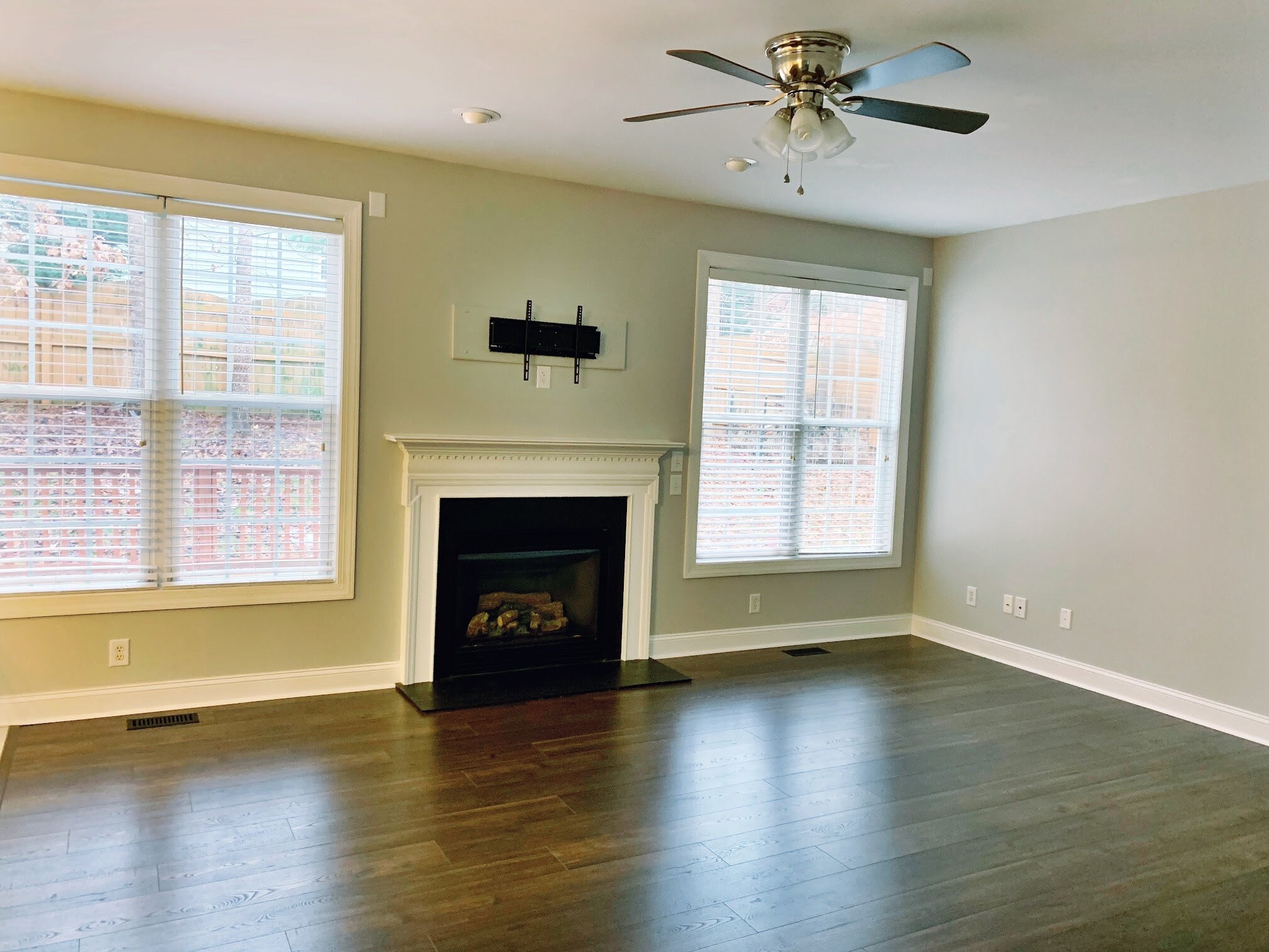 Building Photo - 2412 Horizon Hike Ct