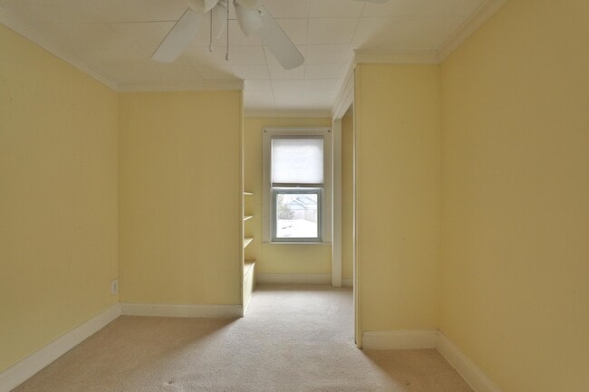 Building Photo - 93 E Lincoln Ave