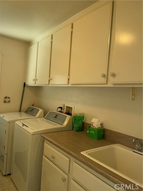 Building Photo - 26805 Montseratt Ct