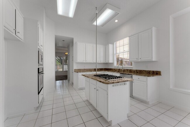 Building Photo - 5512 Charleston Dr