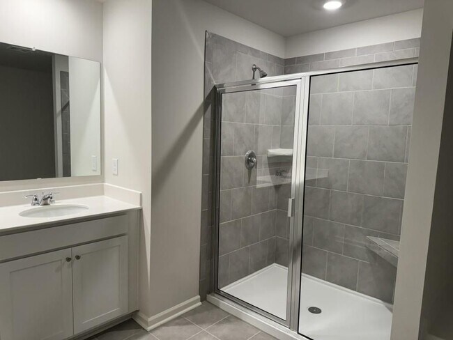 Building Photo - 2292 Blue Monarch Dr