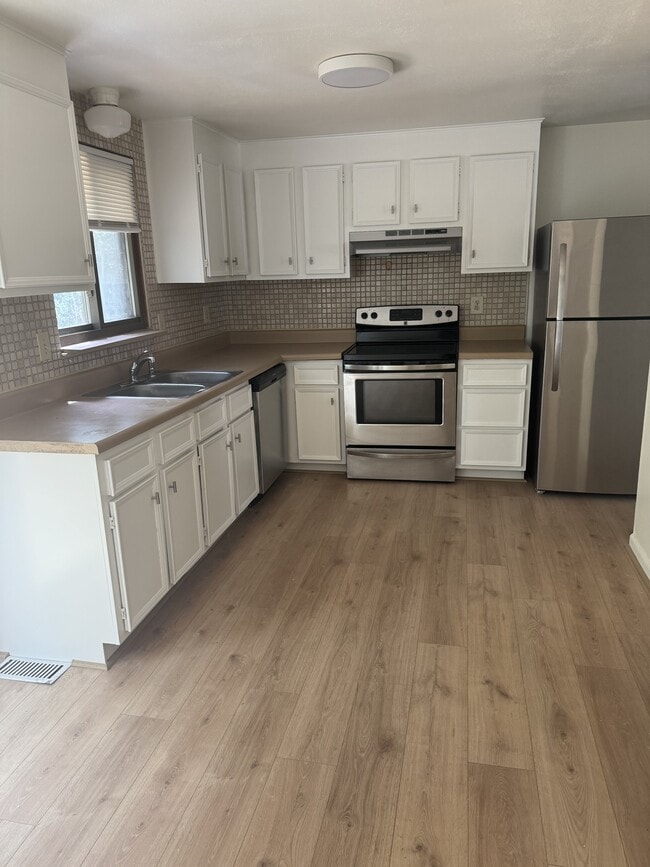 Building Photo - 4902 Cord Ct