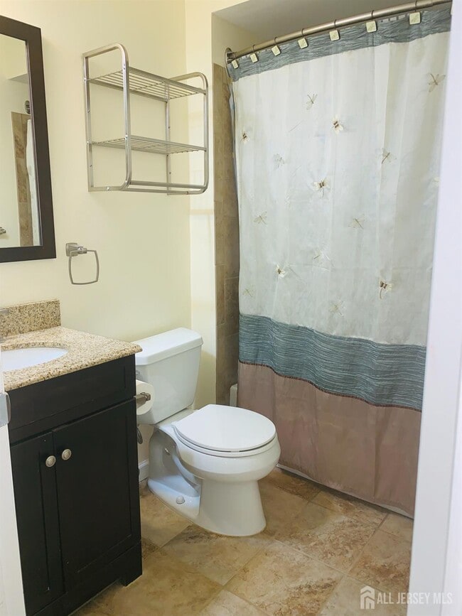 Building Photo - 12 Catawba Ct