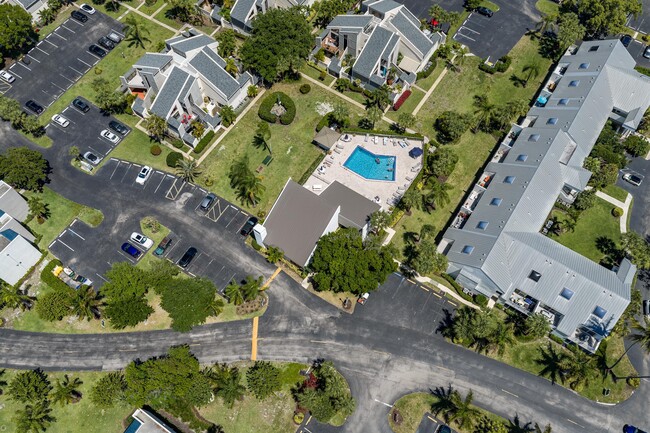 Building Photo - 1605 S US Hwy 1