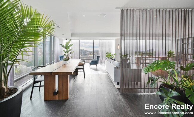 Building Photo - 425 Massachusetts Ave