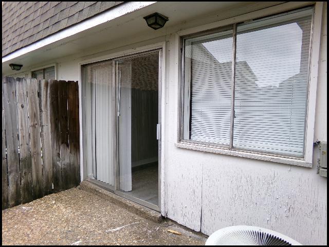 Building Photo - 101 Ellis Dr