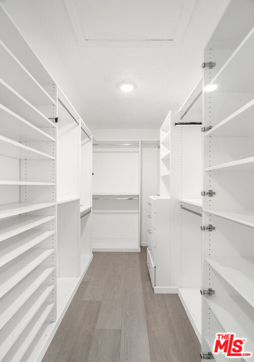 Building Photo - 3217 Hutton Dr