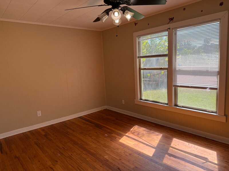 Building Photo - 609 Lane Dr