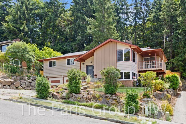 Building Photo - Lovely 2025 Remodeled Shoreline 4BR in Ric...