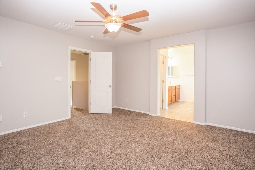 Building Photo - 7756 Vestibule Ct