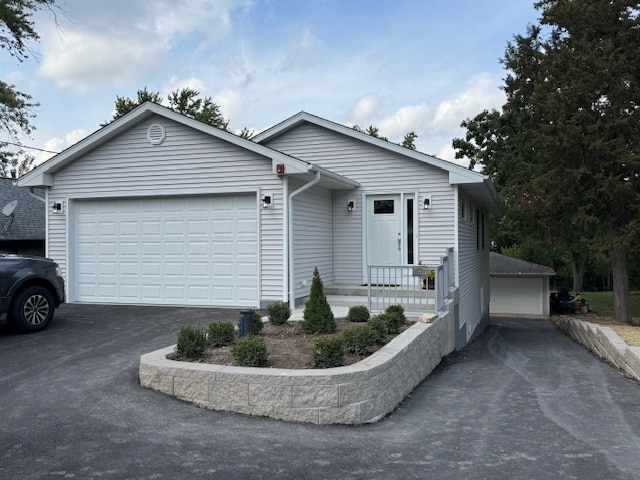 Primary Photo - 26324 W Prospect Ave