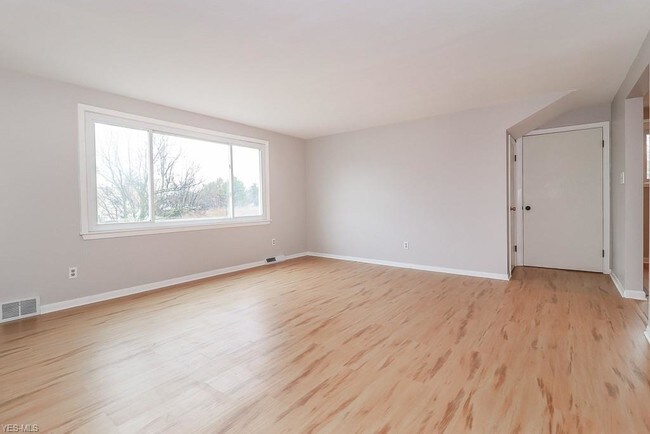 Building Photo - 11425 Tonsing Dr