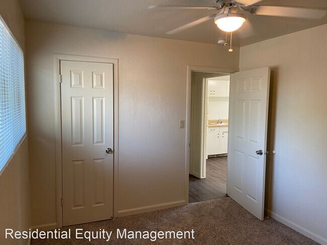 Building Photo - 1 br, 1 bath House - 910 1/2 Mormon Street #A