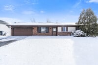 Building Photo - 1585 Nautilus Ln