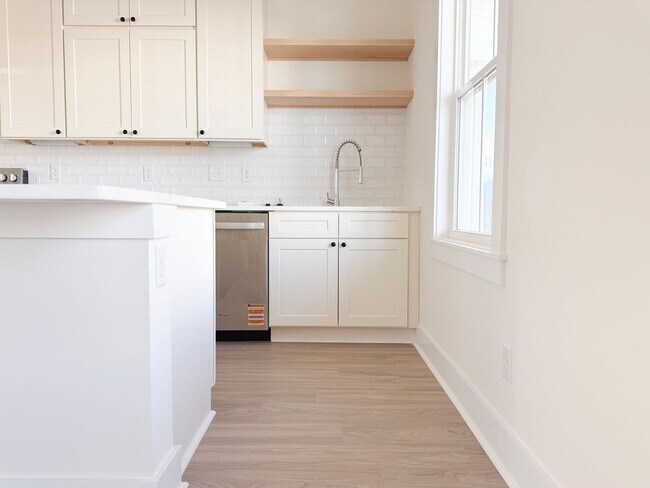 Building Photo - 4-Bedroom Crofton at Highbury + Summer Special Perks