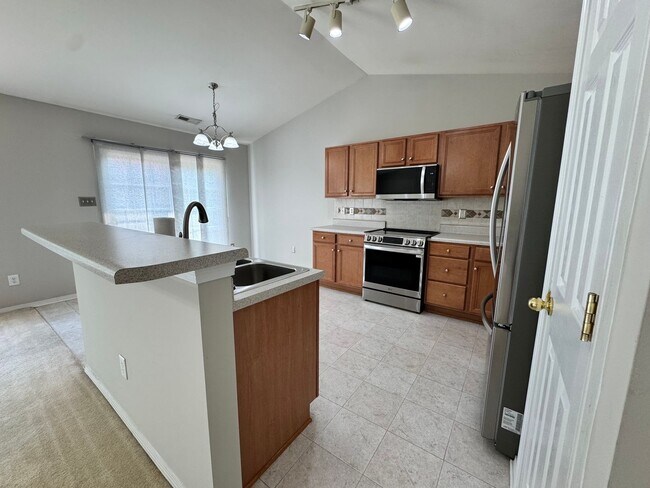 Building Photo - 5337 Thunderidge Drive