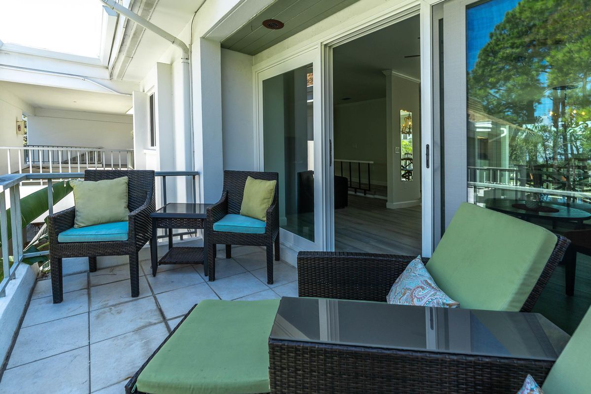 Building Photo - 311 Island Way