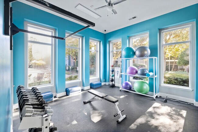 Building Photo - 812 Preston Grove Ave