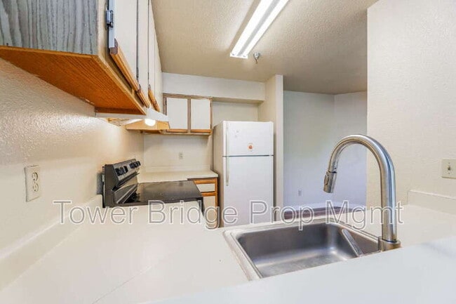 Building Photo - 1019 Dornajo Way