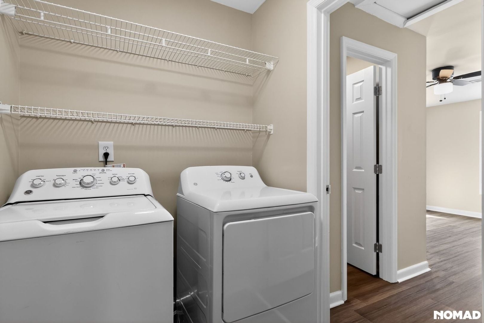 Building Photo - 215 Oxford Ln