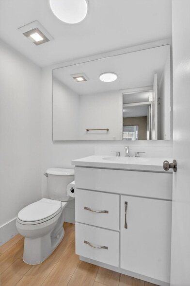 Building Photo - 277 Brighton Dr