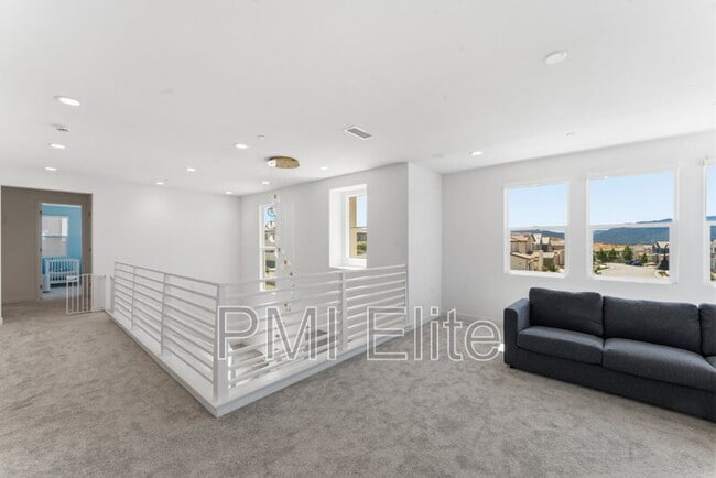 Building Photo - 28657 Windbreak Tr