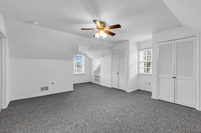 Building Photo - 20 Rosalie Ave