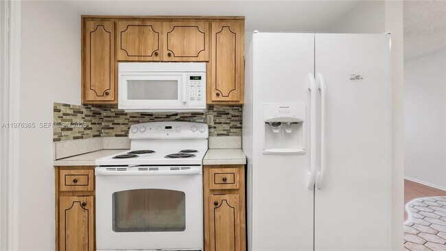 Building Photo - 5102 NW 53rd St