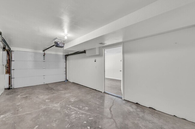 Floorplan - 4723-4725 MERCIER