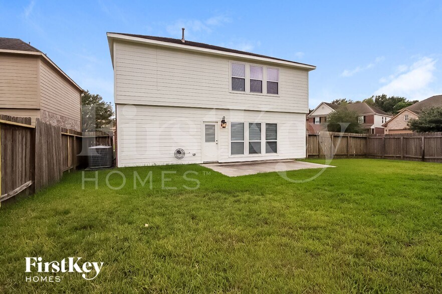 Building Photo - 1018 Lamson Ct