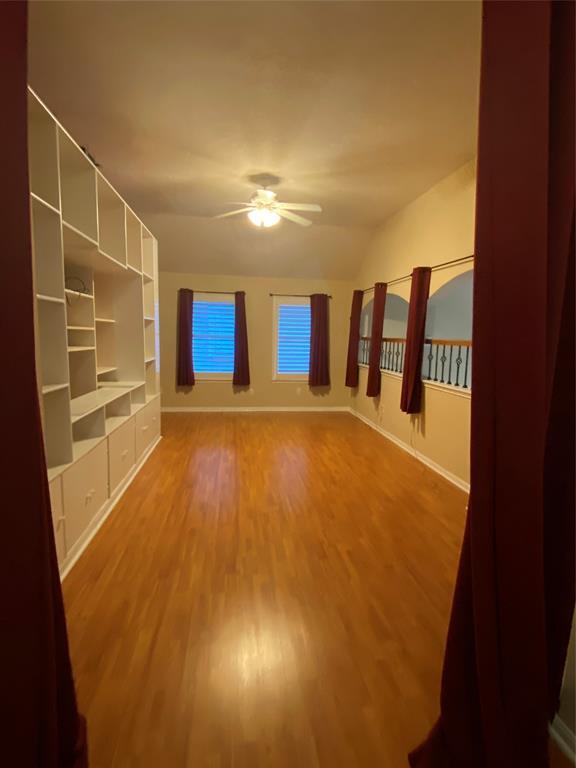 Building Photo - 2114 Winding Hollow Dr