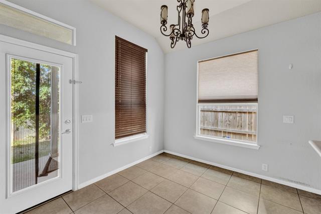 Building Photo - 2808 Cedar Ridge Ln
