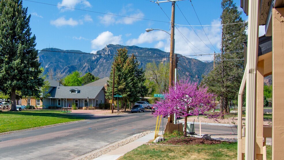 Building Photo - 16 Old Broadmoor Rd