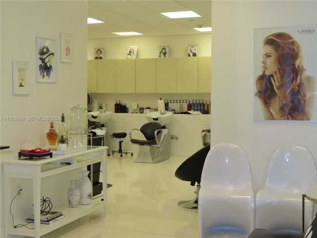 Building Photo - 5701 Collins Ave