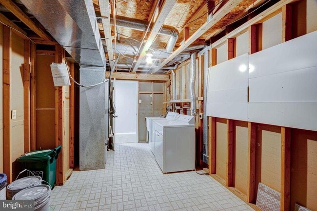 Building Photo - 11859 Blue February Way
