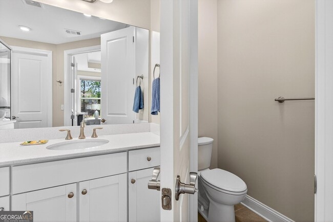 Building Photo - 133 Iron Oak Dr