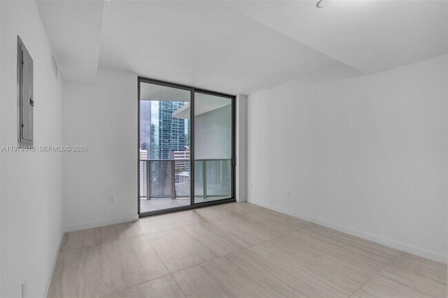 Building Photo - 77 SE 5th St