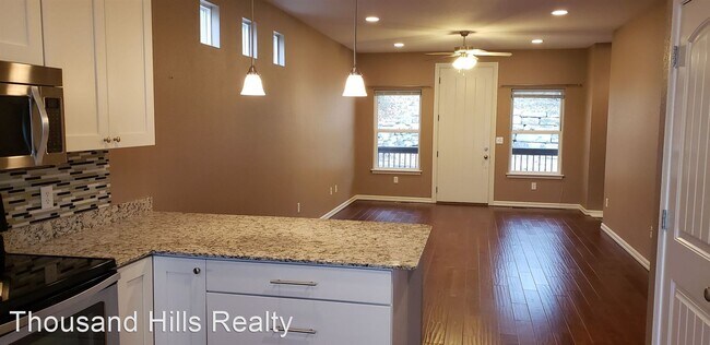Building Photo - 4 br, 3 bath House - 135 Cavanaugh Place