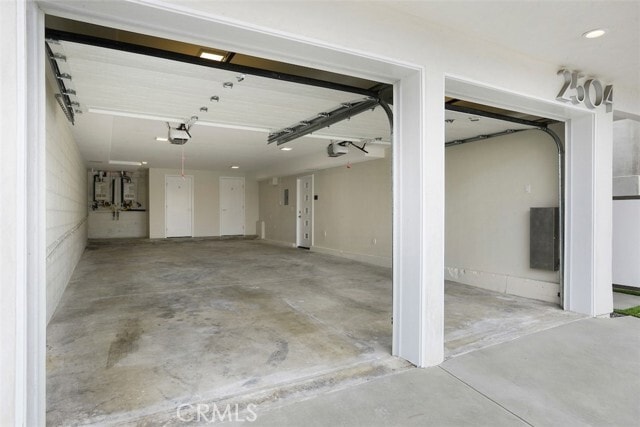 Building Photo - 2504 Highland Ave