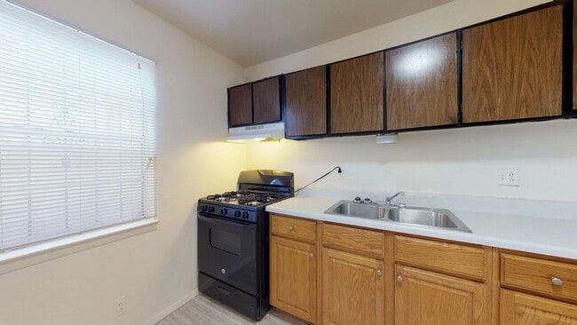 Building Photo - Zodiac Apartments