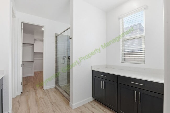 Building Photo - Modern Mesa Living in a Prime East Valley Location