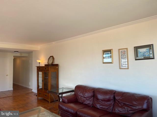 Building Photo - 1111 Arlington Blvd