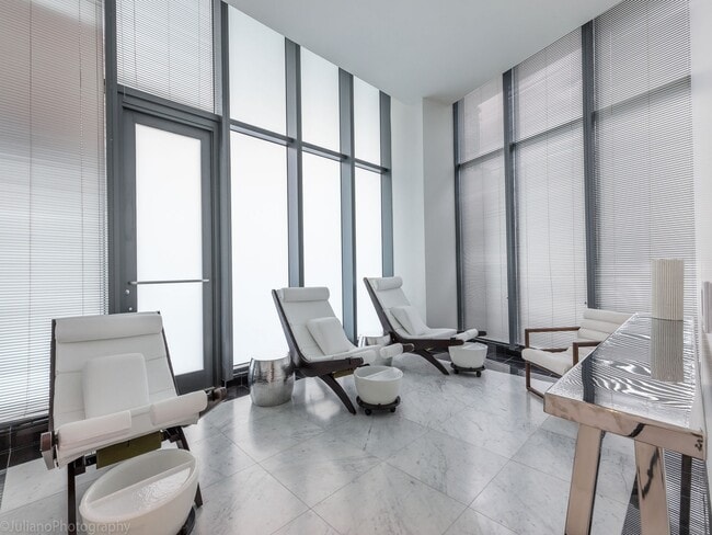 Building Photo - 1300 S Miami Ave